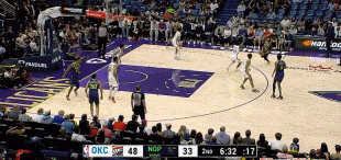 奋力反击！埃尔弗里德-佩顿反击得手 鹈鹕完成10-0的攻势打停雷霆